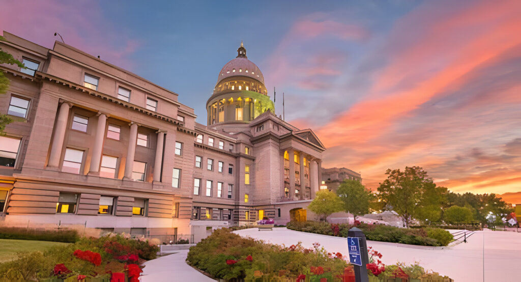 Chauffeur service Idaho around State Capitol Building Idaho