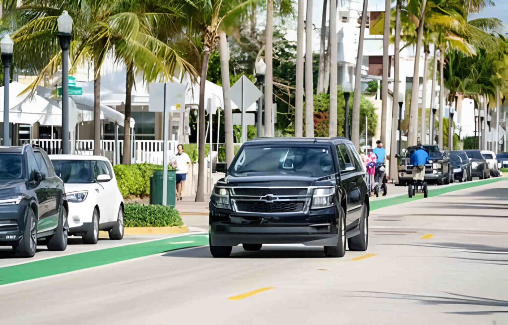 Chevy Suburban lux suv