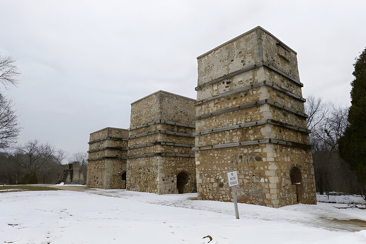 Limo Service Grafton to and from historic Milwaukee Falls Lime Company kilns which are part of Lime Kiln Park in Grafton, Wisconsin