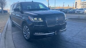 Luxury Lincoln Navigator