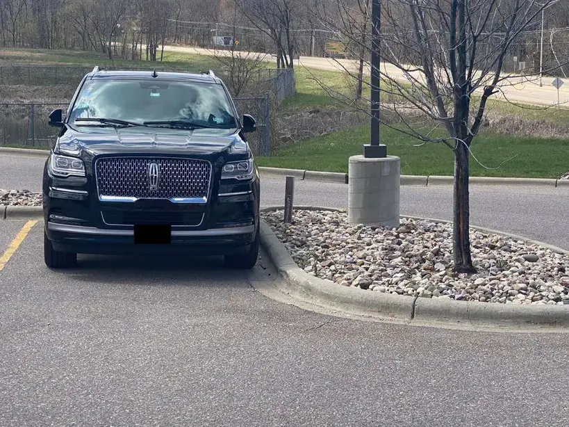 Our-luxury-Lincoln-Navigator