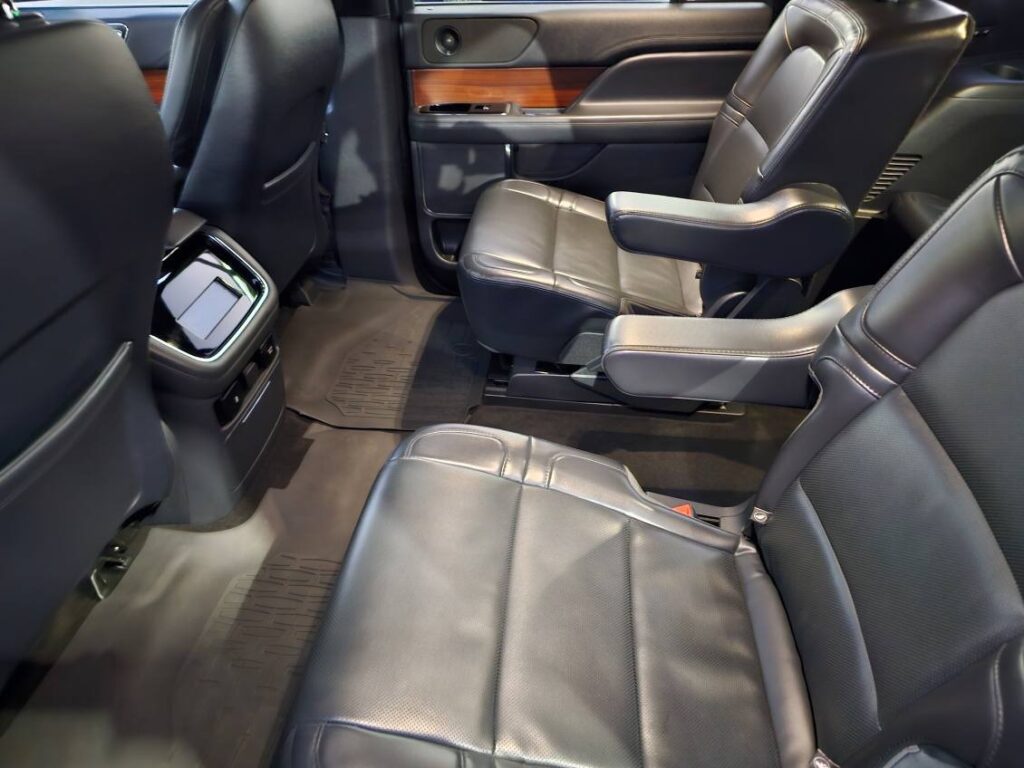 Interior seating of luxury lincoln Navigator